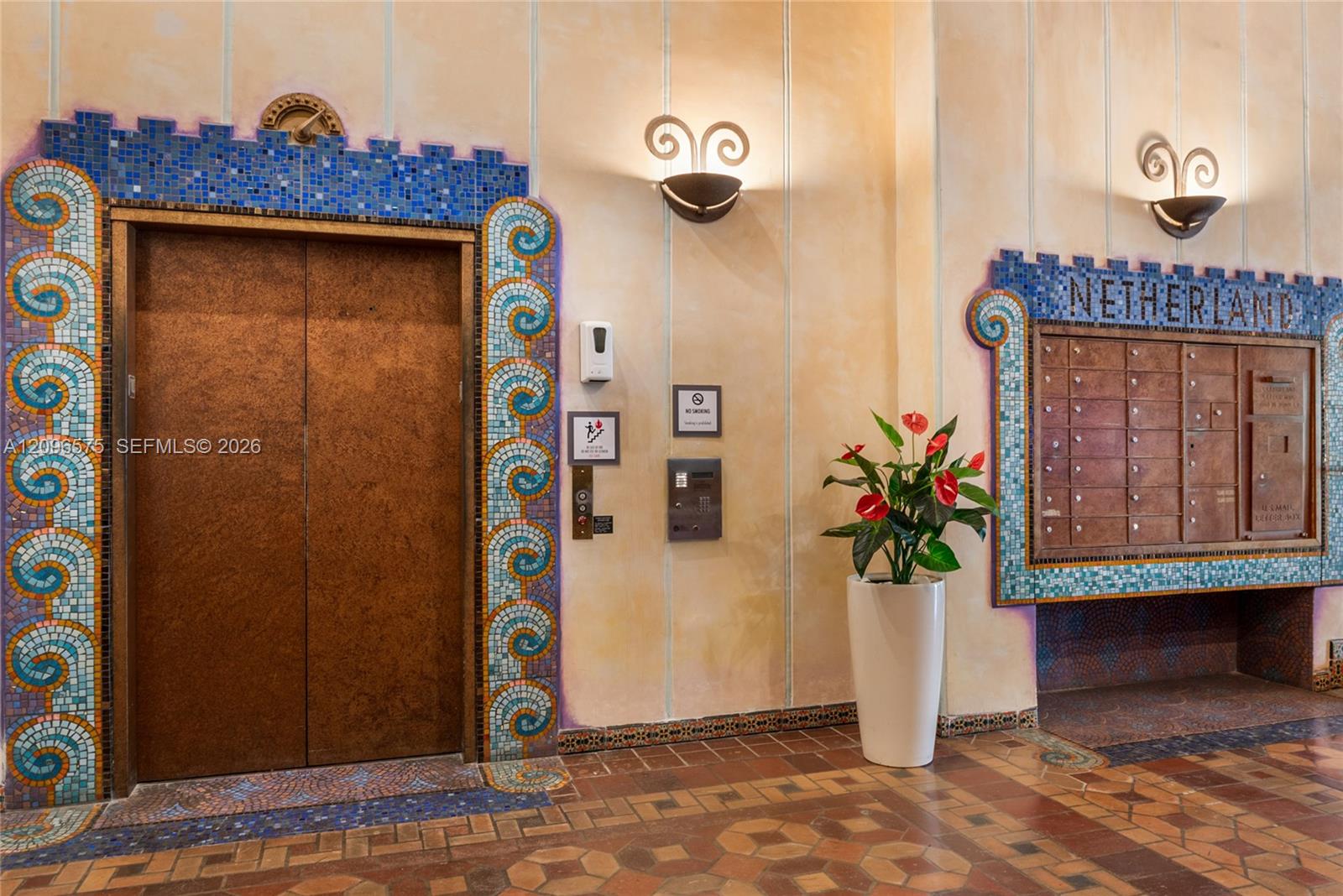 1330 Ocean Drive, Unit R5D Miami Beach, FL 33139 - Photo 18 of 27 Gallery Image 18