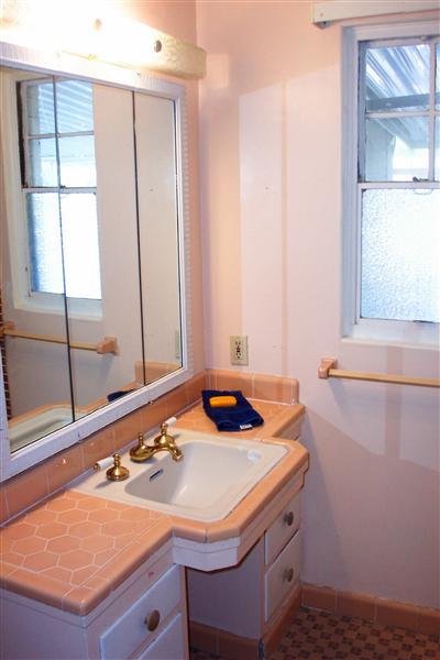 2115 East Spring Street Tucson, AZ 85719 - Photo 4 of 9 Gallery Image 4