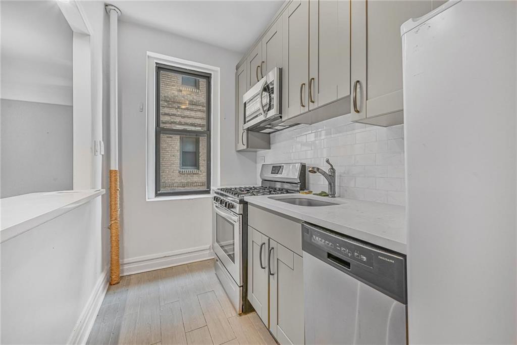 8020 4th Avenue, Unit D5 Brooklyn, NY 11209 - Photo 5 of 8