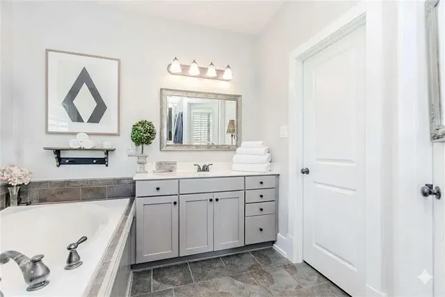 $374,900 | 575 Cottage Loop, Pendergrass, GA 30567