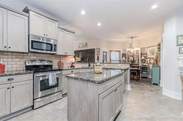 $374,900 | 575 Cottage Loop, Pendergrass, GA 30567