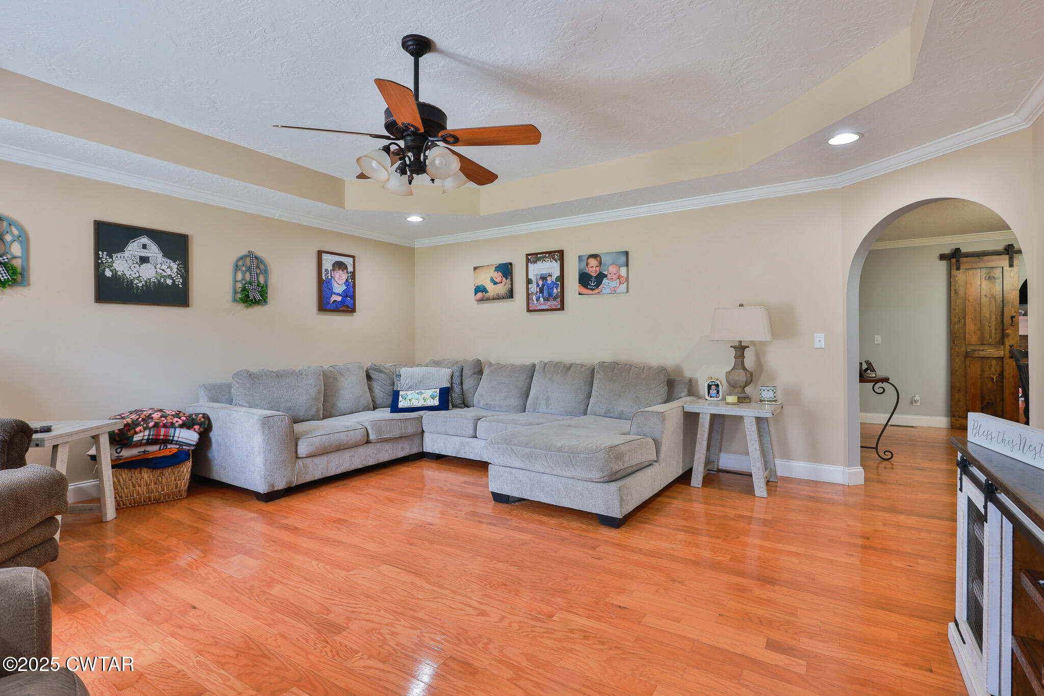 141 Oak Street Martin, TN 38237 - Photo 12 of 30 a living room with furniture and a flat screen tv