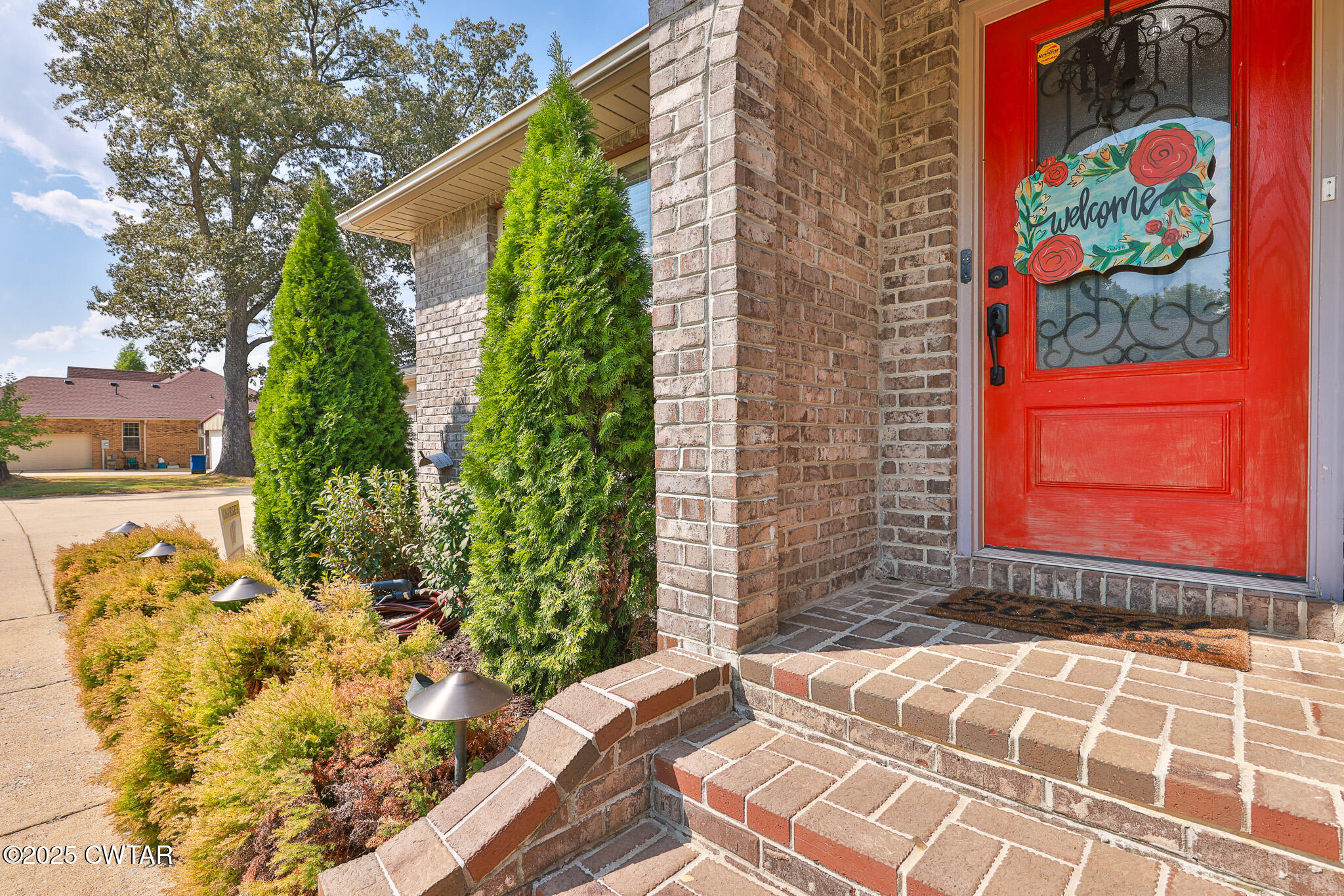 141 Oak Street Martin, TN 38237 - Photo 29 of 30 a front view of a house