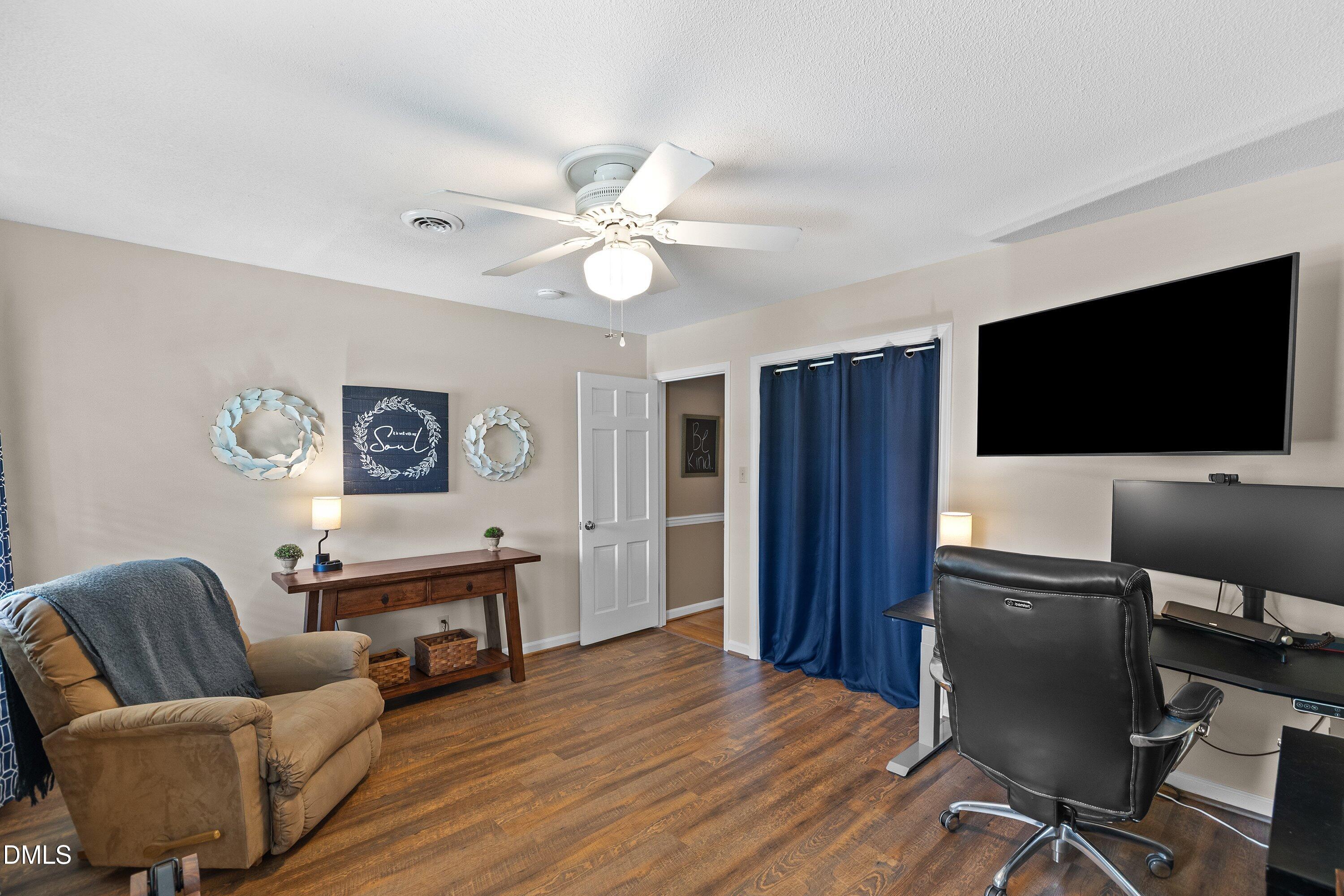 911 Emory Lane Raleigh, NC 27609 - Photo 39 of 55 43-911 Emory Ln_2085