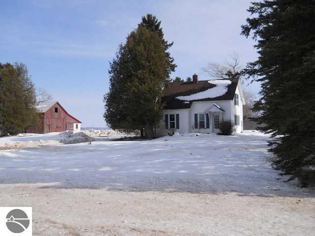 11163 Pavlis Road Buckley, MI 49620 - Photo 2 of 25 1723654-1.JPG