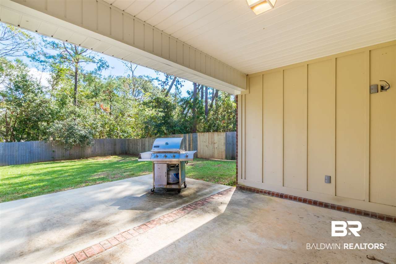 13832 Shea Circle Foley, AL 36535 - Photo 22 of 26 Covered Patio