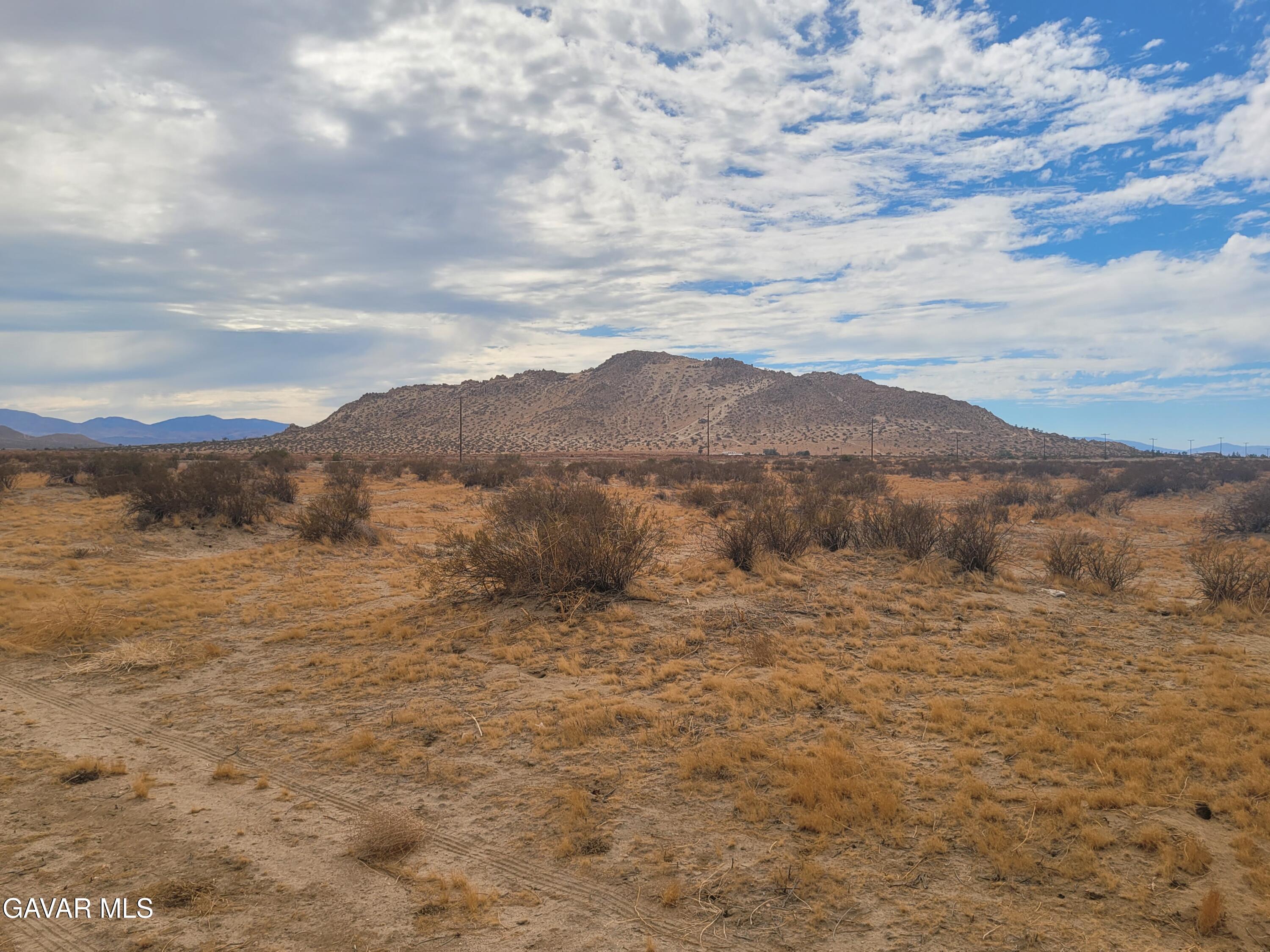 K6 Vic 167 Lancaster, CA 93535 - Photo 14 of 18 a view of mountain with lake view