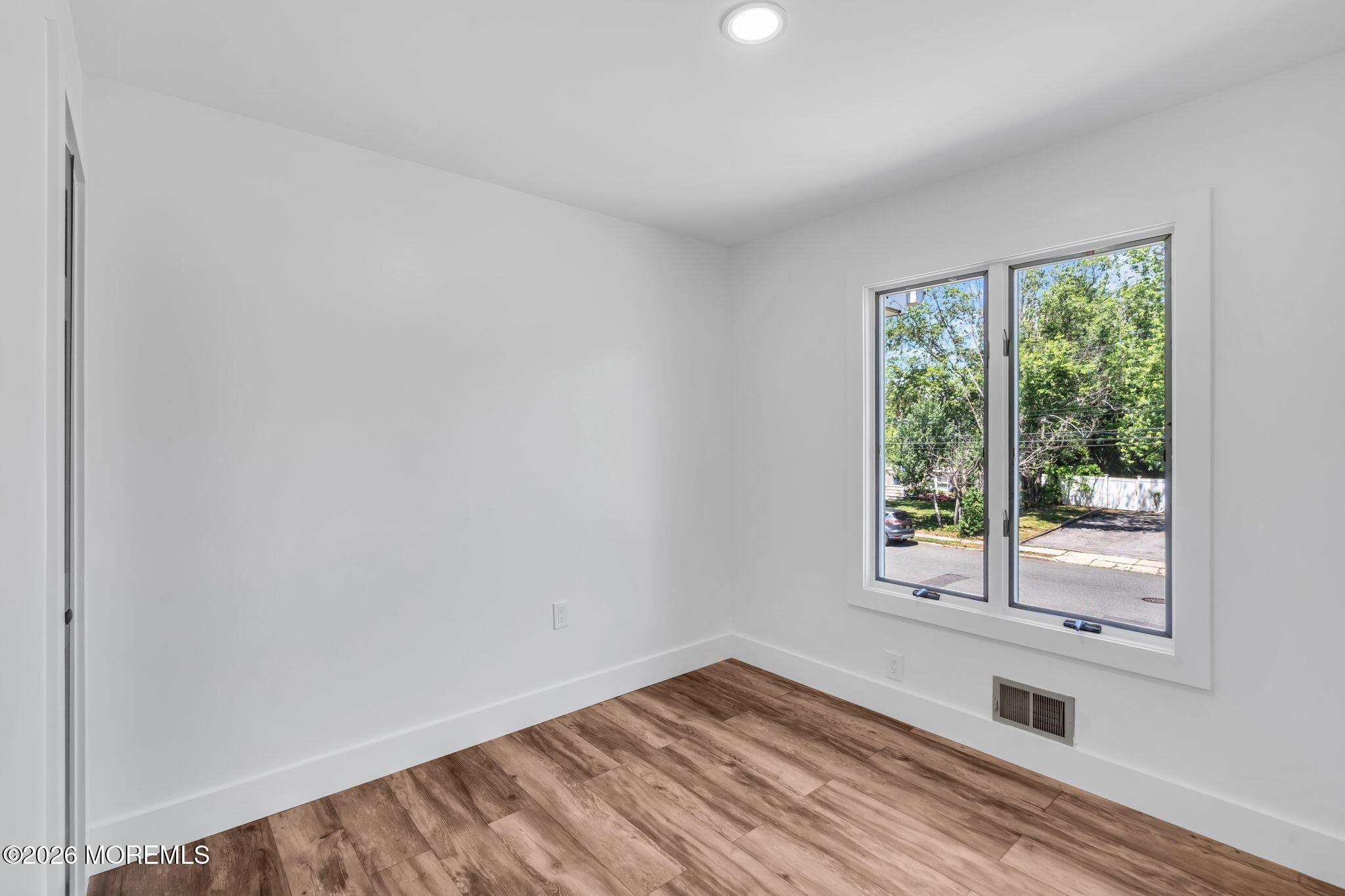 24 Woodlark Road Toms River, NJ 08755 - Photo 19 of 29 11-web-or-mls-DSC00000 (26)