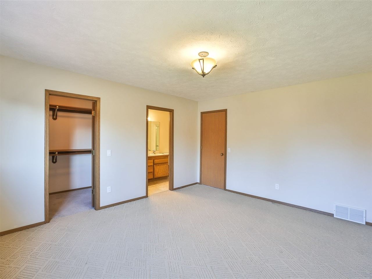 3426 South Pines Road Spokane Valley, WA 99206 - Photo 9 of 19 Gallery Image 9
