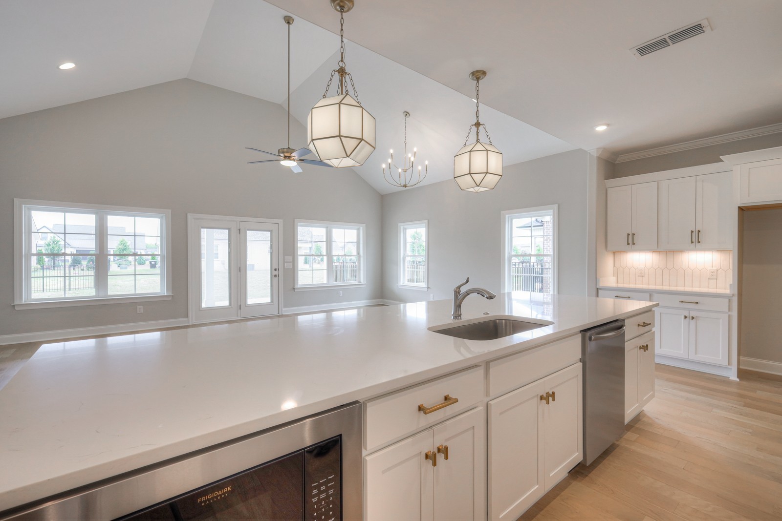 5529 Sinclair Street Murfreesboro, TN 37127 - Photo 10 of 38