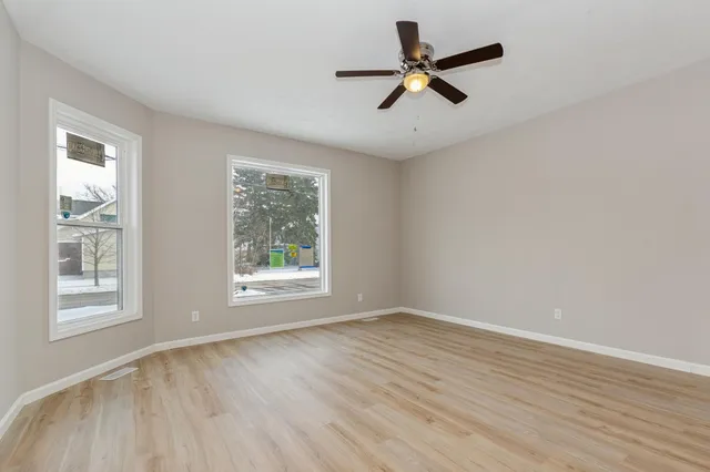 $499,900 | 202 South Elm Street, Three Oaks, MI 49128