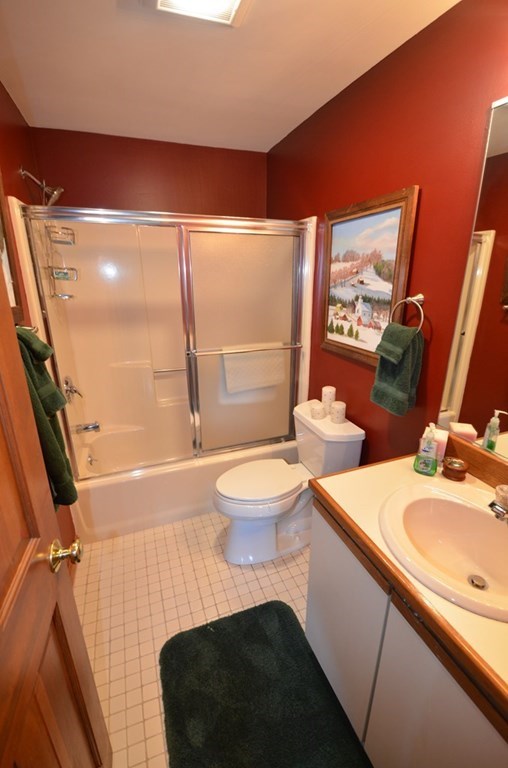 12 Spruce Pond Road, Unit 12 Franklin, MA 02038 - Photo 16 of 28 Gallery Image 16