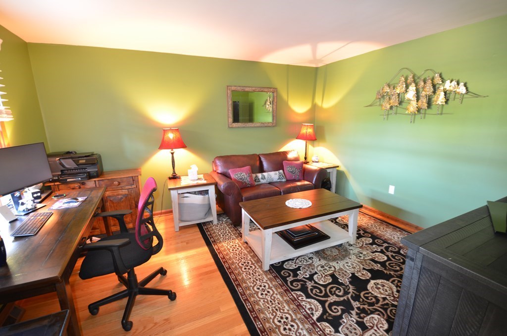 12 Spruce Pond Road, Unit 12 Franklin, MA 02038 - Photo 10 of 28 Gallery Image 10