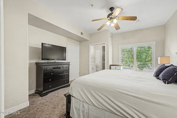 $349,000 | 7401 West Arrowhead Clubhouse Drive, Unit 2068, Glendale, AZ 85308