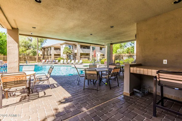 $349,000 | 7401 West Arrowhead Clubhouse Drive, Unit 2068, Glendale, AZ 85308