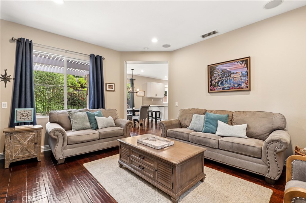 55 Fieldhouse Ladera Ranch, CA 92694 - Photo 3 of 29