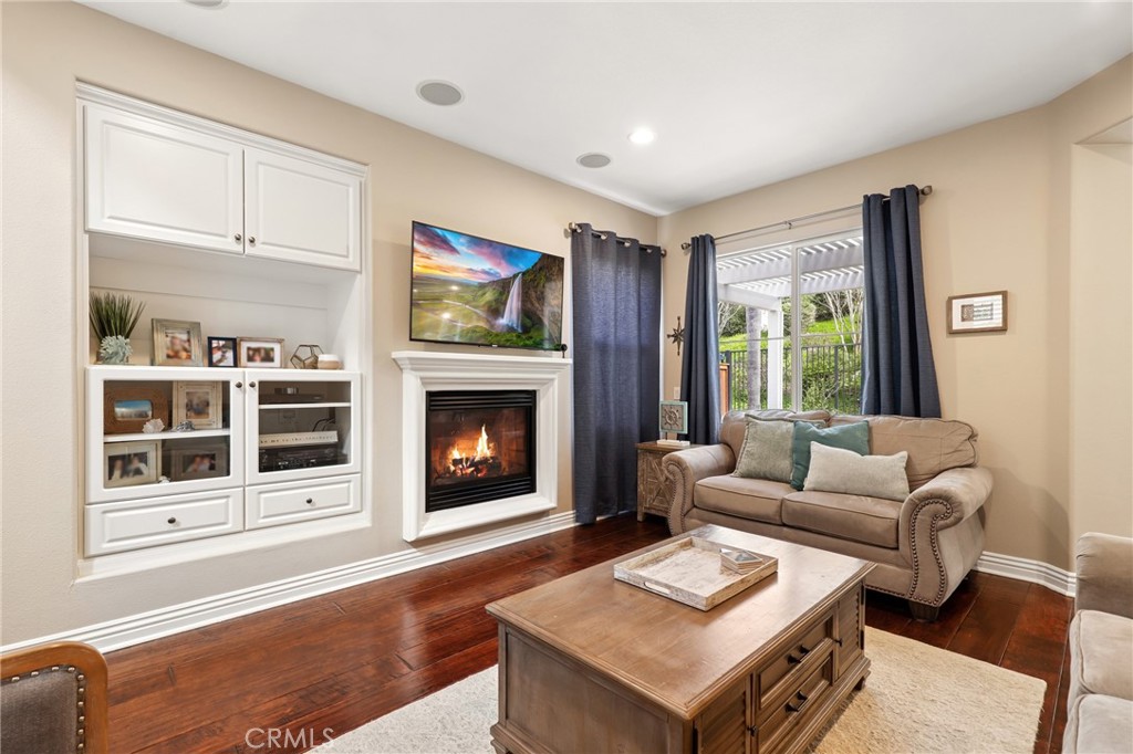 55 Fieldhouse Ladera Ranch, CA 92694 - Photo 4 of 29