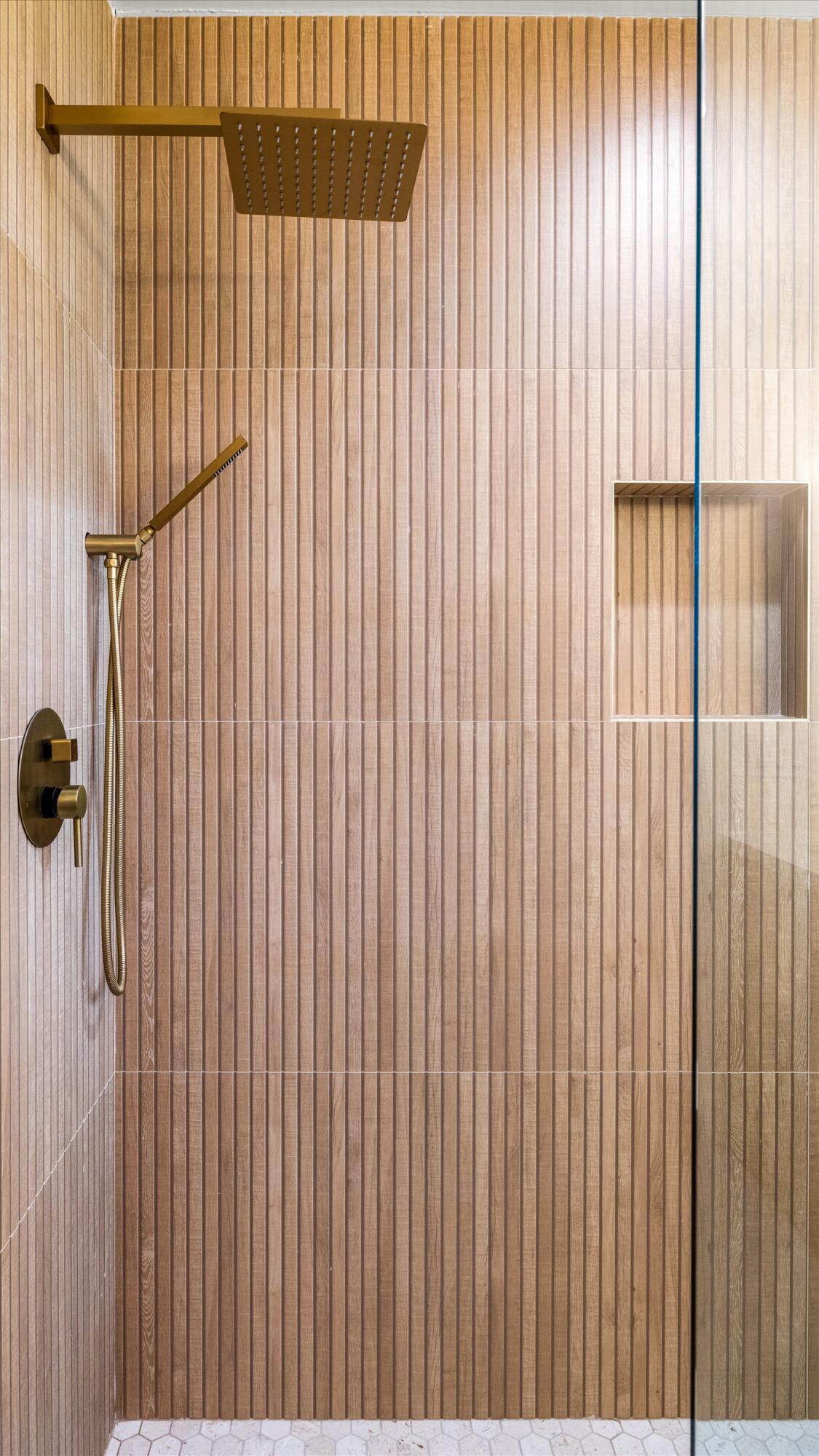 516 Mills Way Goleta, CA 93117 - Photo 31 of 38 a bathroom with a shower