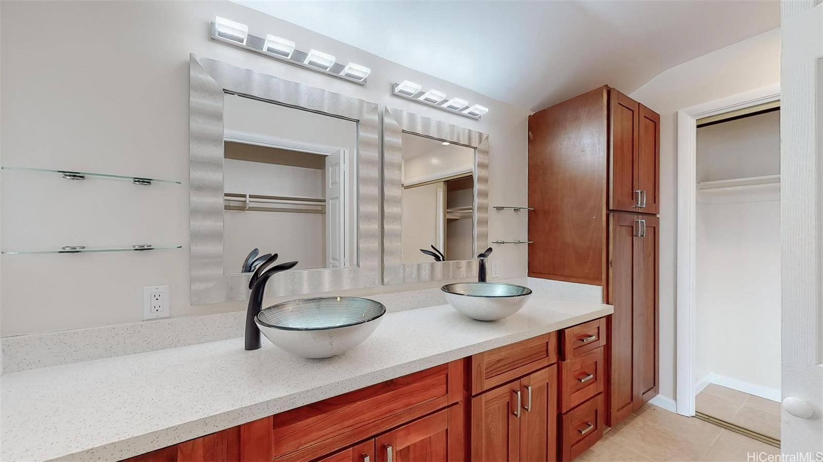 989 Kaluanui Road Honolulu, HI 96825 - Photo 15 of 25
