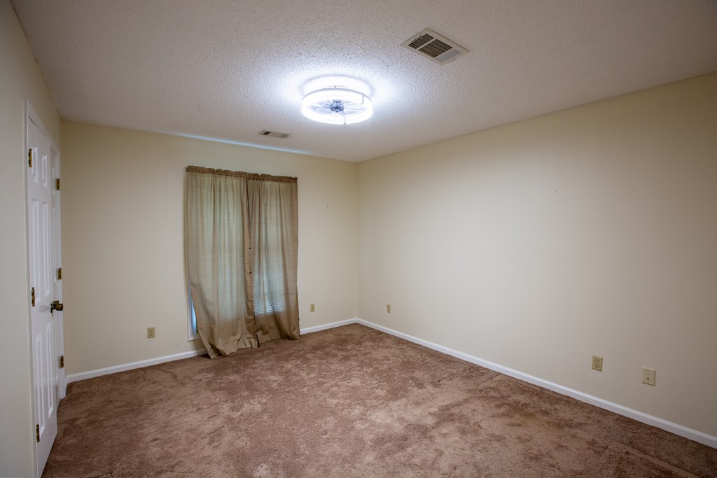 5906 Old Dominion Road Columbus, GA 31909 - Photo 14 of 28 Gallery Image 14
