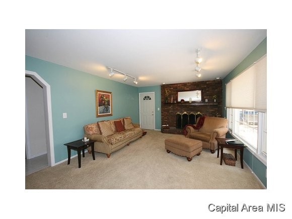 2717 Interlacken Drive Springfield, IL 62704 - Photo 12 of 24 Gallery Image 12