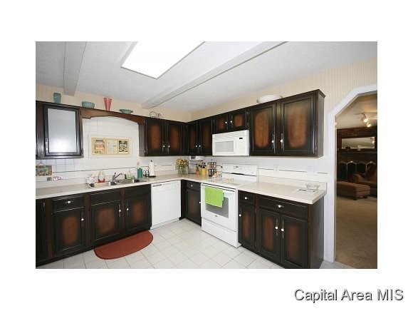 2717 Interlacken Drive Springfield, IL 62704 - Photo 7 of 24 Gallery Image 7