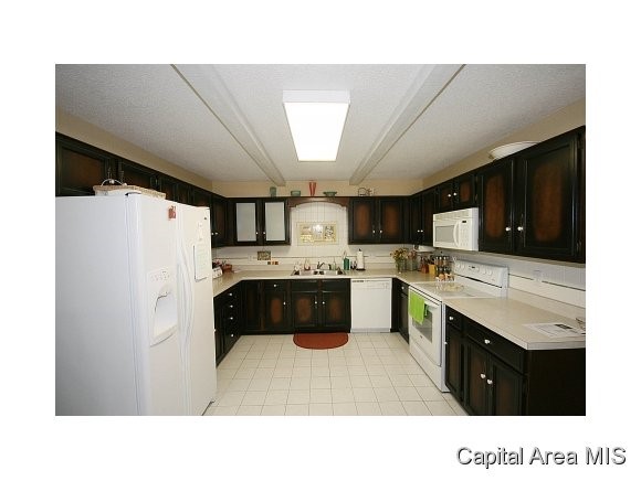 2717 Interlacken Drive Springfield, IL 62704 - Photo 8 of 24 Gallery Image 8