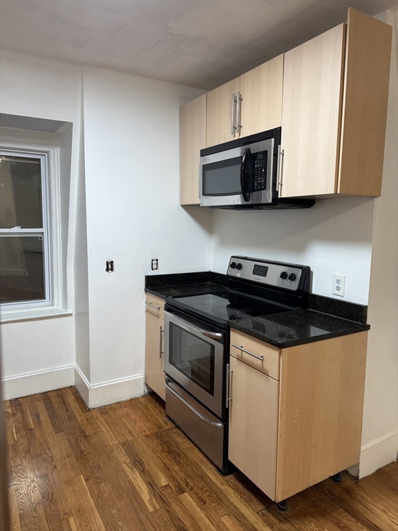 40 Crescent Avenue, Unit 4 Chelsea, MA 02150 - Photo 12 of 20