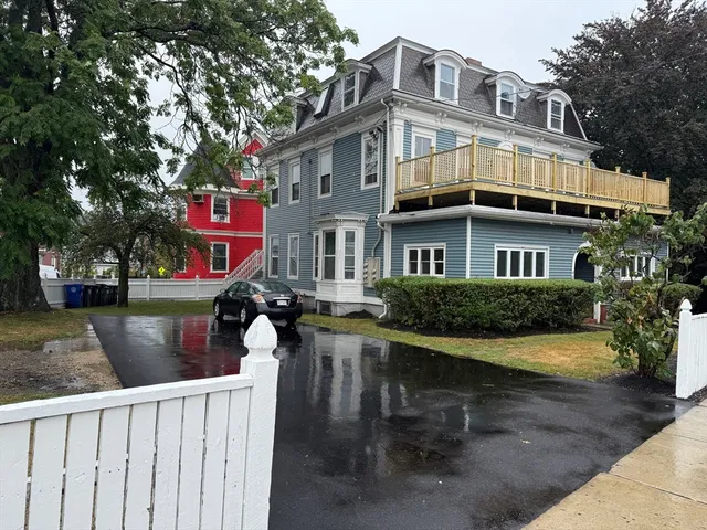 $519,000 | 40 Crescent Avenue, Unit 4, Chelsea, MA 02150