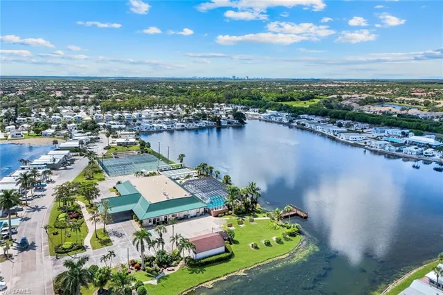 $90,000 | 325 Imperial Wilder Boulevard, Naples, FL 34105