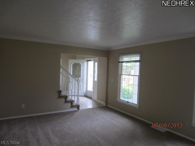 16493 Drake Road Strongsville, OH 44136 - Photo 4 of 13 Gallery Image 4