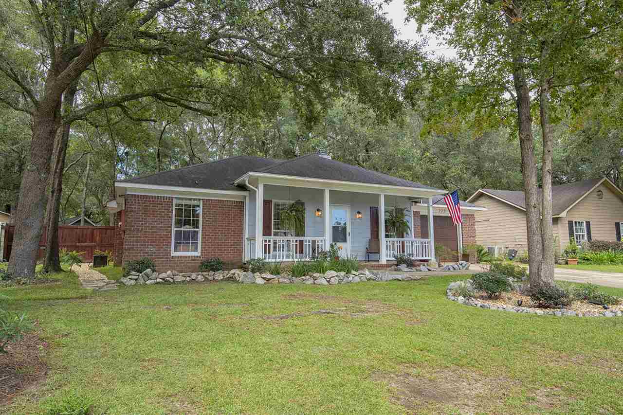 223 Maplewood Loop Daphne, AL 36526 - Photo 3 of 20 Great Yard!