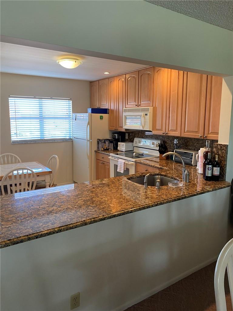 8838 West McNab Road, Unit 305 Tamarac, FL 33321 - Photo 2 of 18 Photo 2