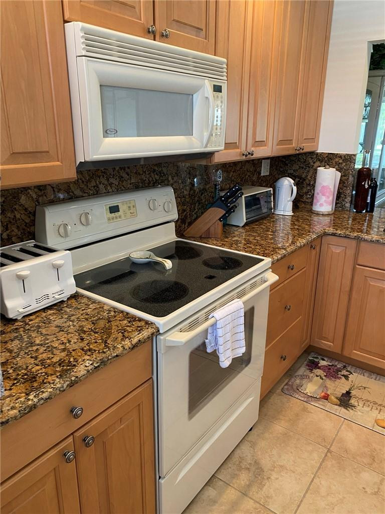 8838 West McNab Road, Unit 305 Tamarac, FL 33321 - Photo 3 of 18 Photo 3