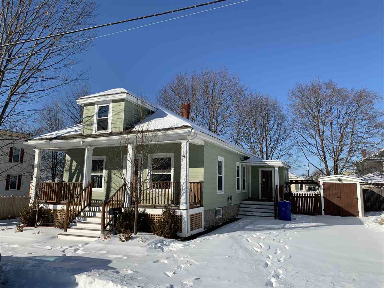 694 Howe Street Manchester, NH 03103 - Photo 1 of 14 Gallery Image 1