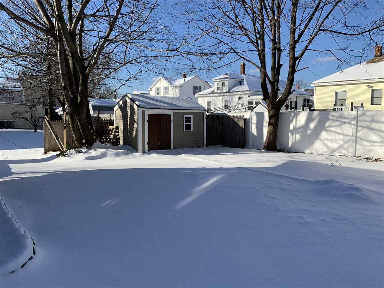 694 Howe Street Manchester, NH 03103 - Photo 14 of 14 Gallery Image 14