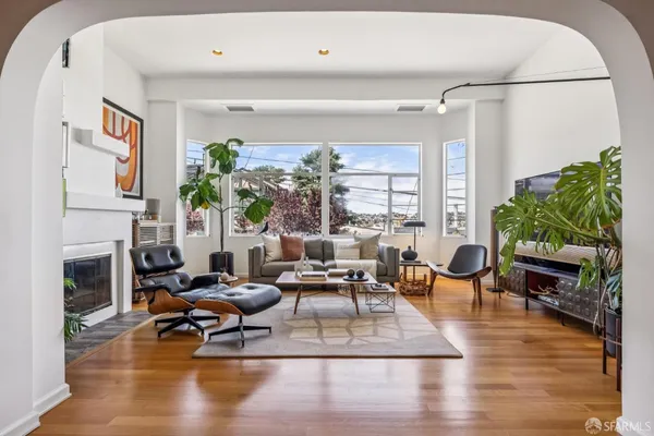 $2,995,000 | 25 Elsie Street, San Francisco, CA 94110