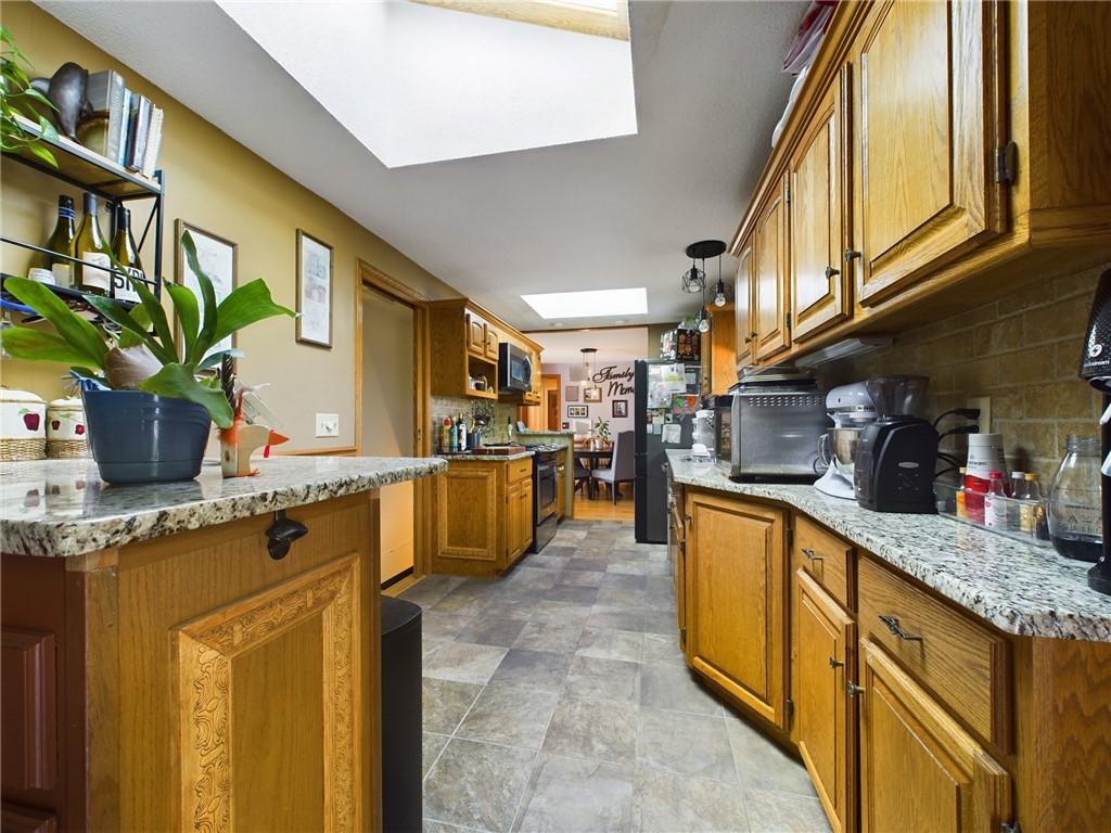 166 Bayberry Road Woonsocket, RI 02895 - Photo 11 of 26