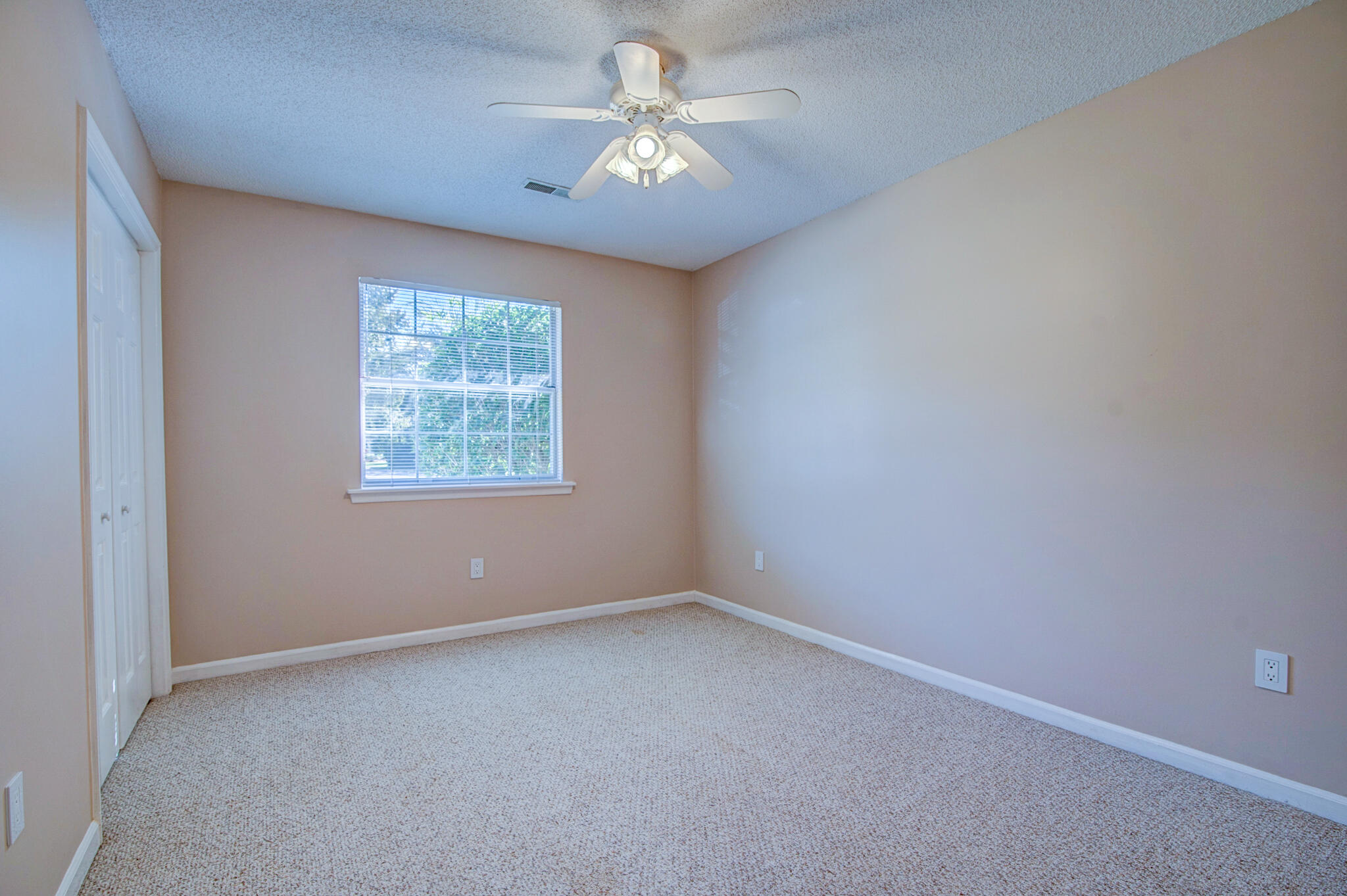 406 Laurel Ridge Road North Charleston, SC 29418 - Photo 14 of 18 Bedroom 2