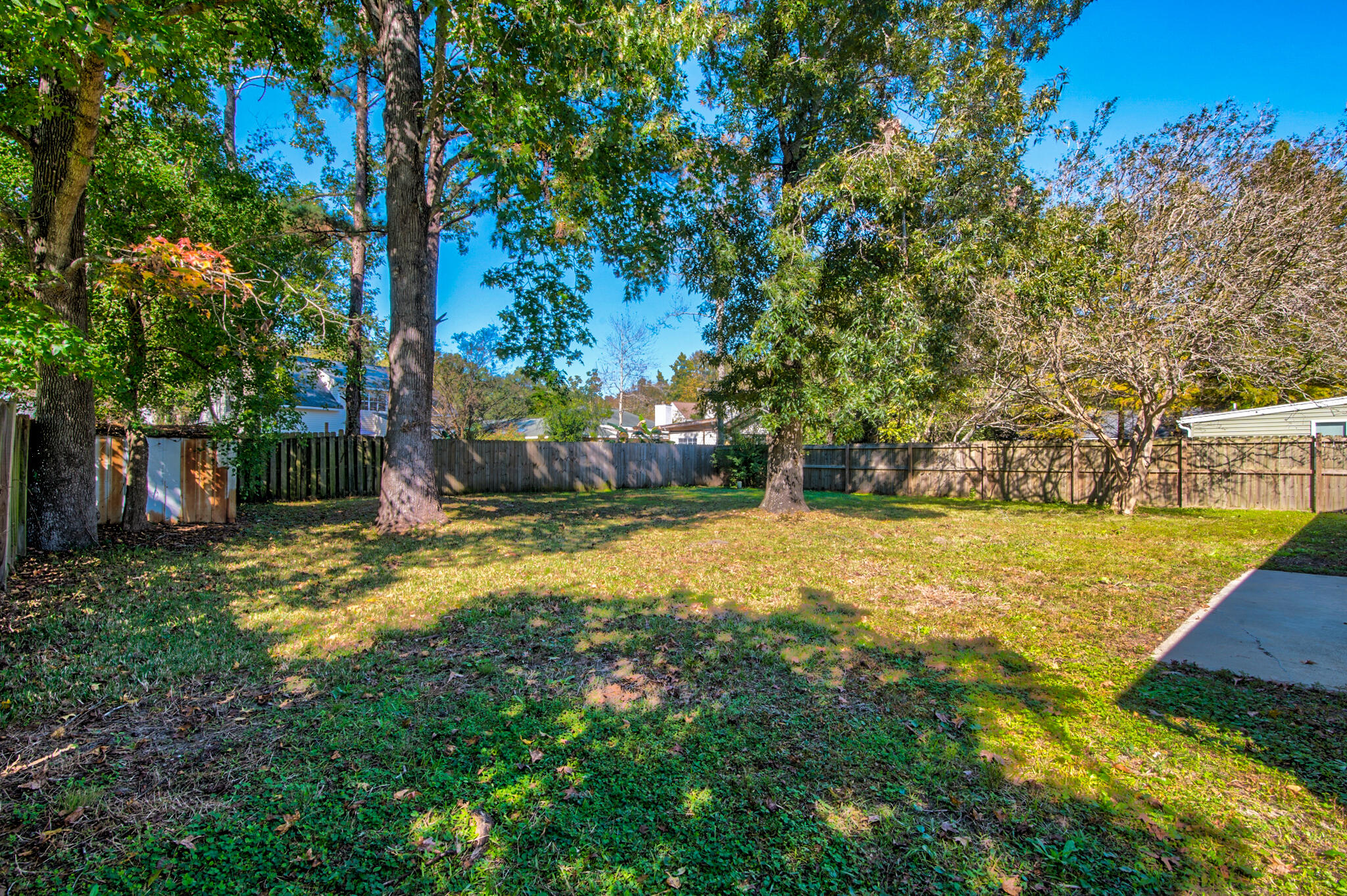 406 Laurel Ridge Road North Charleston, SC 29418 - Photo 7 of 18 Backyard