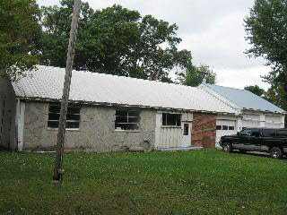 9245 Summerfield Road Temperance, MI 48182 - Photo 5 of 13 652717-4.JPG