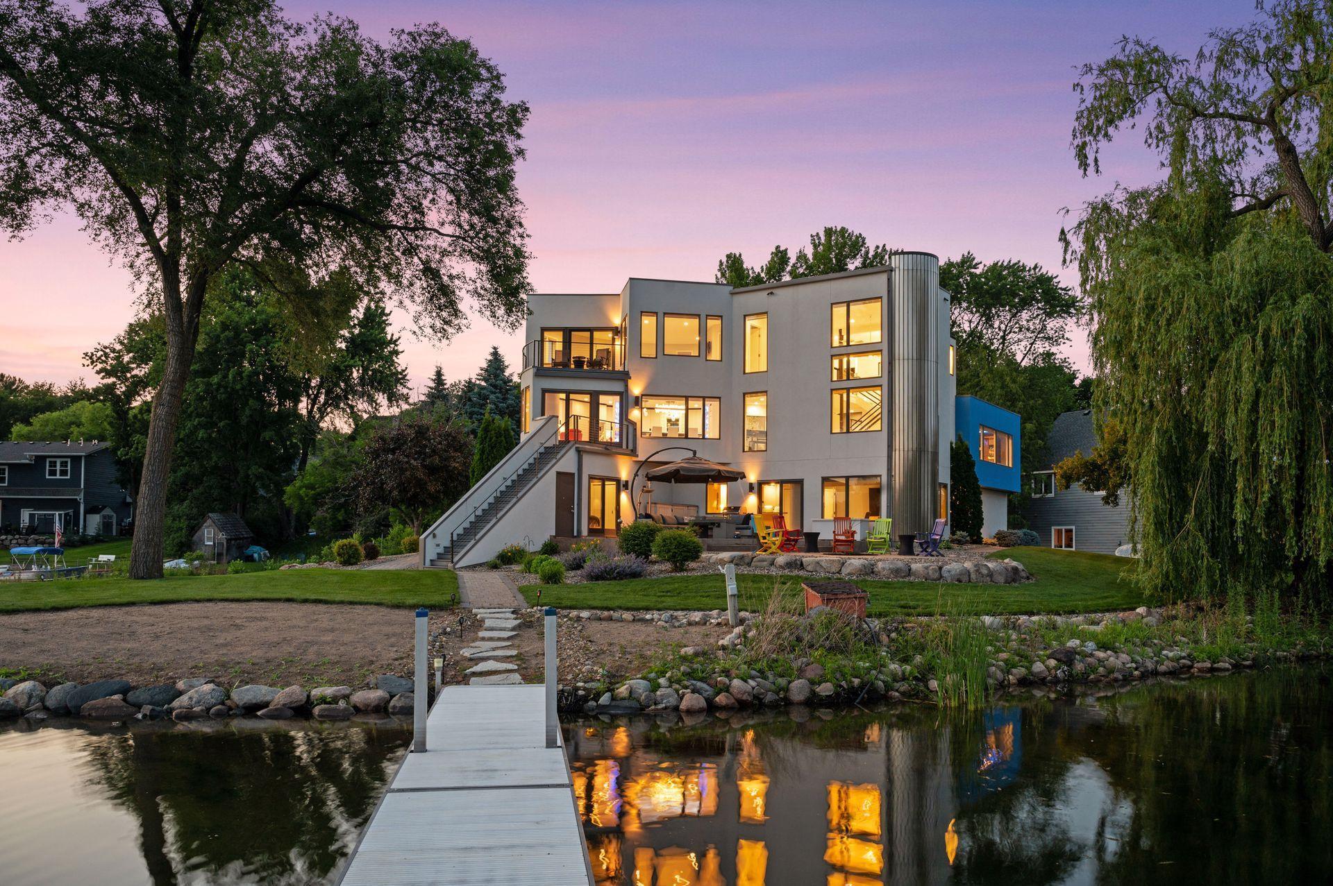 9235 Lake Riley Boulevard Chanhassen, MN 55317 - Photo 4 of 71