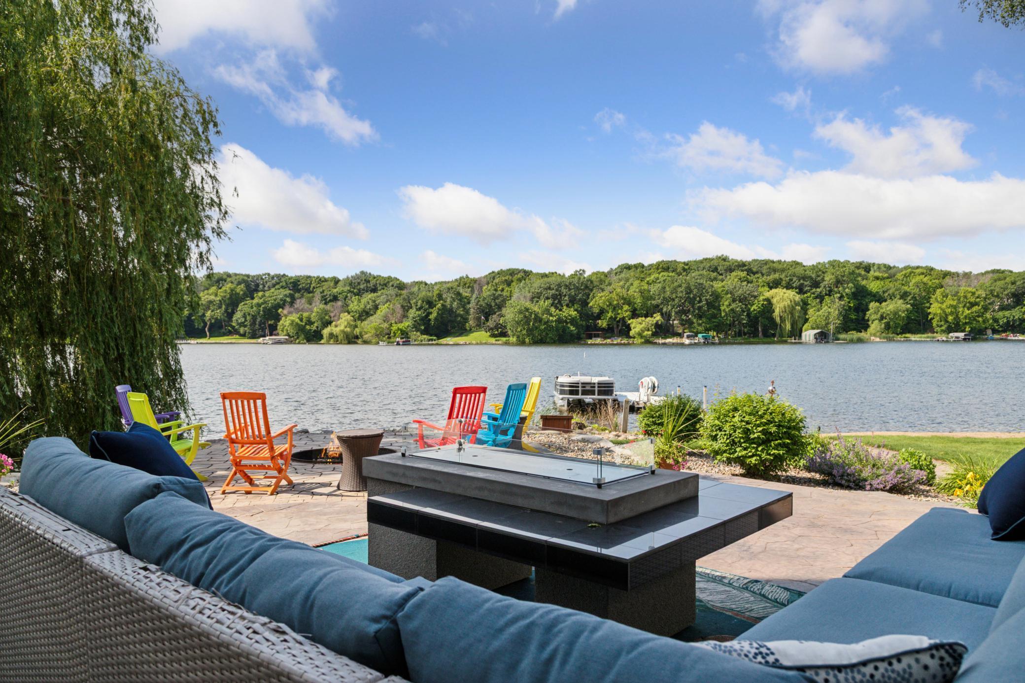 9235 Lake Riley Boulevard Chanhassen, MN 55317 - Photo 9 of 71