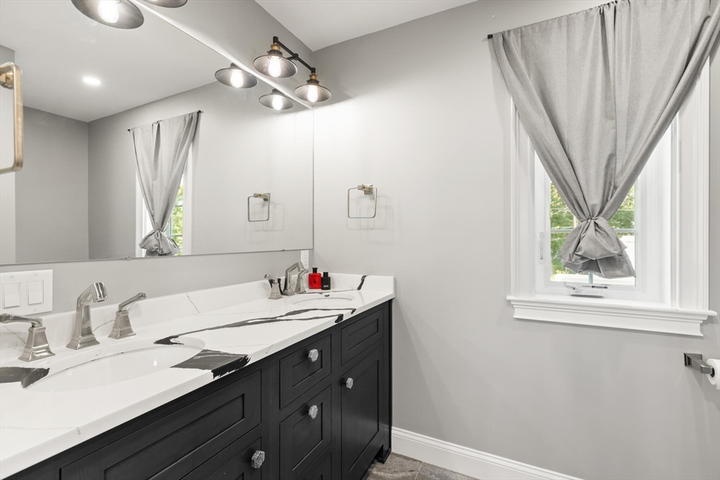 20 Blossom Road Braintree, MA 02184 - Photo 27 of 39