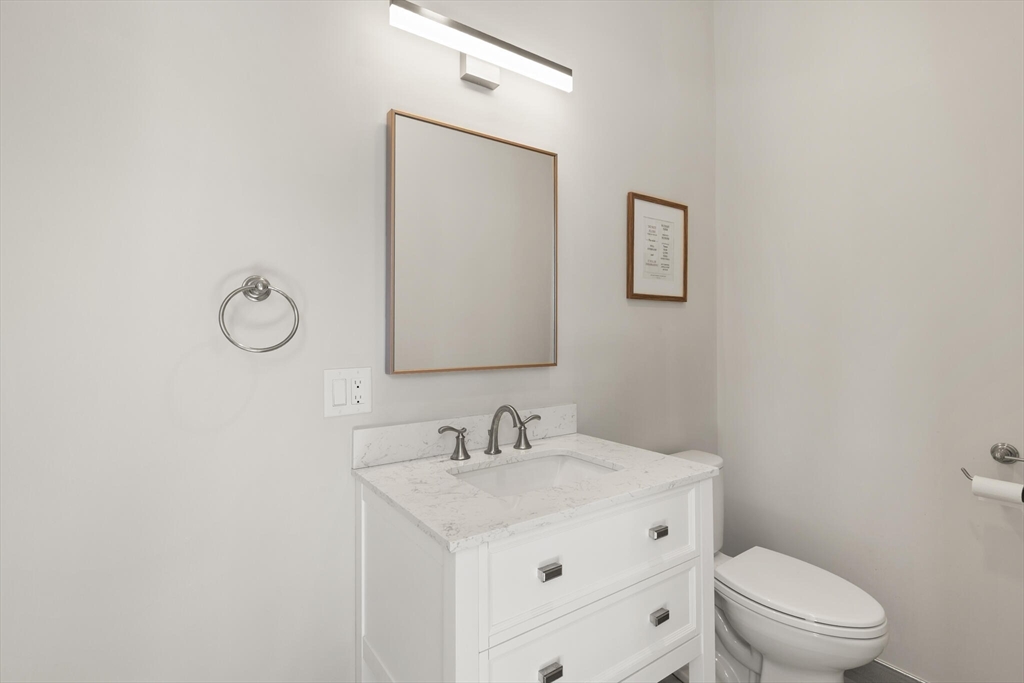 20 Blossom Road Braintree, MA 02184 - Photo 29 of 39