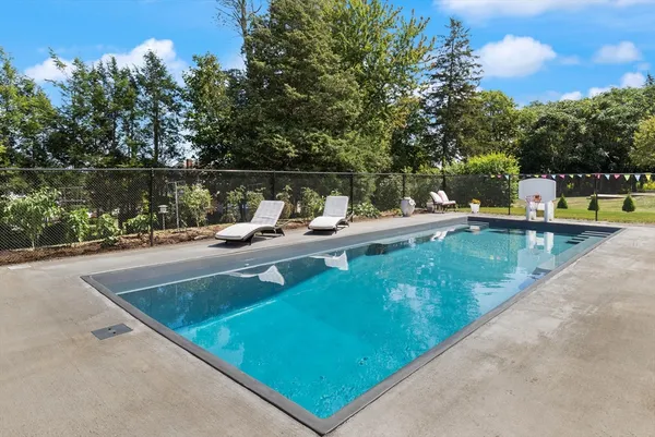 $1,599,000 | 20 Blossom Road, Braintree, MA 02184