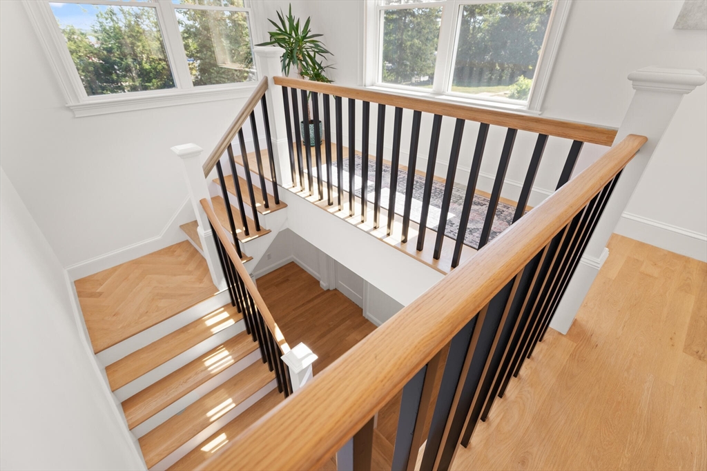 20 Blossom Road Braintree, MA 02184 - Photo 7 of 39