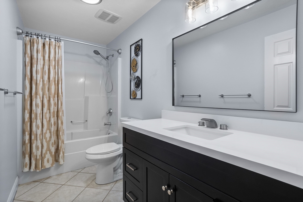 184 West Main Street, Unit B2 Ayer, MA 01434 - Photo 20 of 23