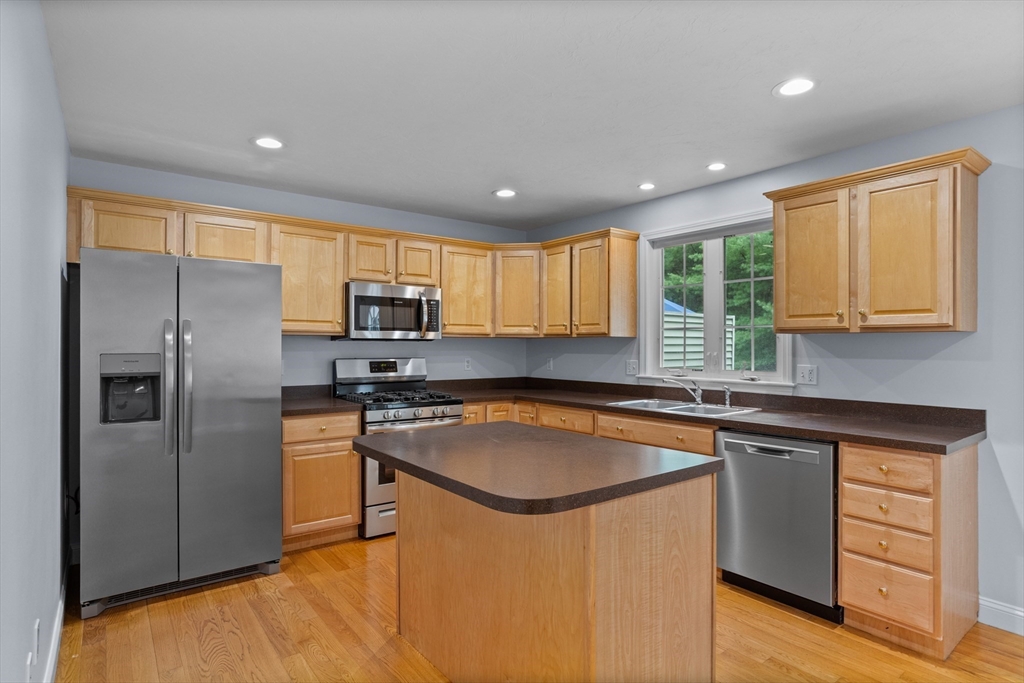 184 West Main Street, Unit B2 Ayer, MA 01434 - Photo 5 of 23