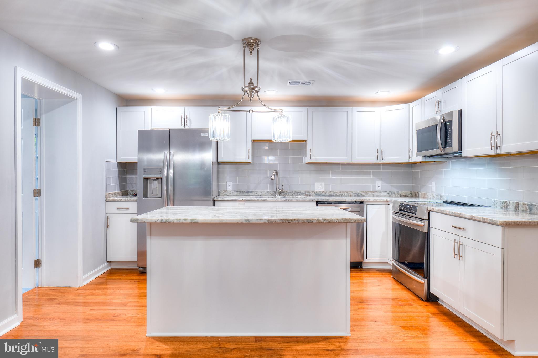 13489 Union Church Road Sumerduck, VA 22742 - Photo 13 of 47 Kitchen